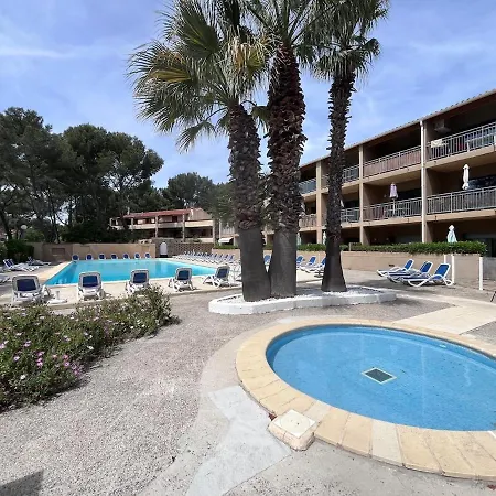 Le Marina 5 & And Pool Apartmán